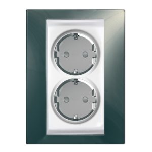 SE Unica Plus  2 kompletne utičnice  2P+E  britanski  4 m  beli/šampanj